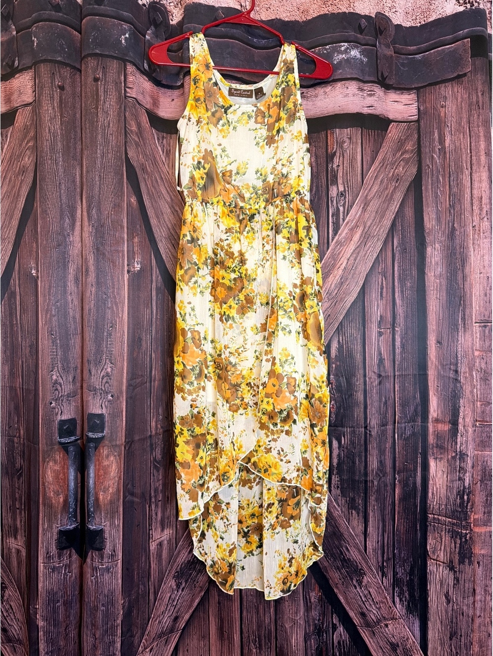 Speed Control New York Yellow Floral Sleeveless Maxi Dress size Medium